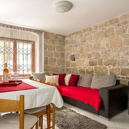 Aparrtment Terra- Combine Beach&Old Town Apartment Split Exterior photo