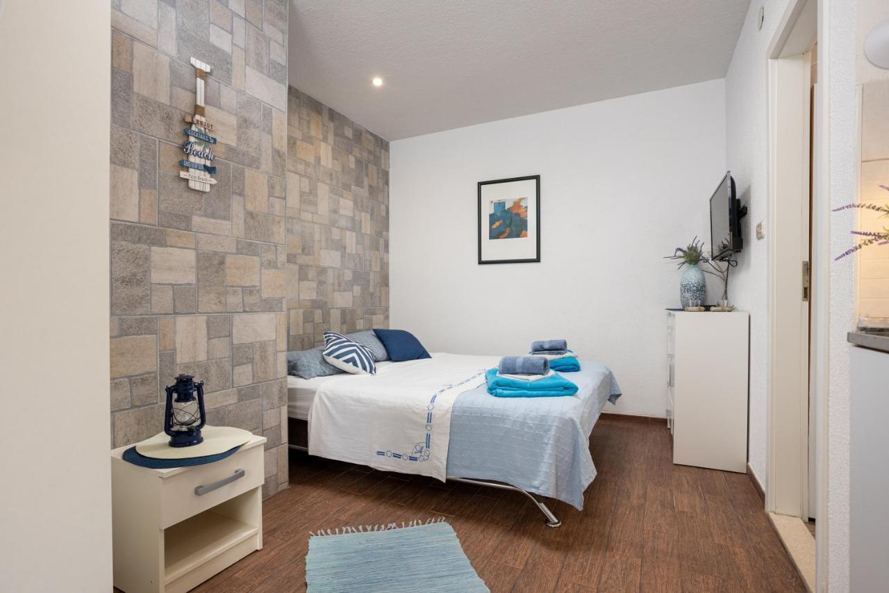 Aparrtment Terra- Combine Beach&Old Town Apartment Split Exterior photo